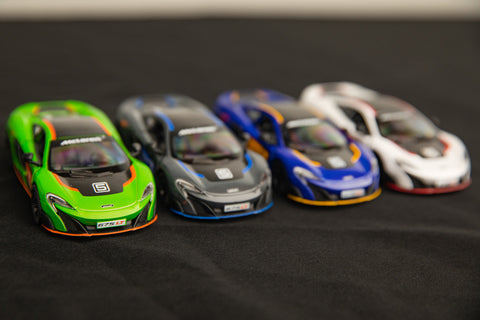 MCLAREN TOY CARS 1:36