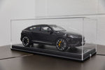 BLACK LAMBORGHINI URUS SCALE MODEL 1:18 WITH CASE